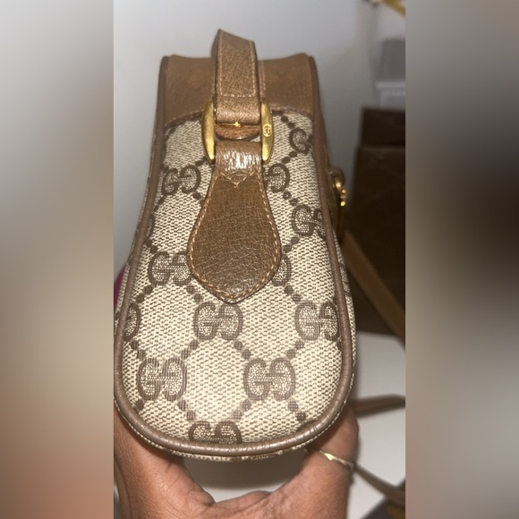 Gucci Sherryline Shoulder Bag - Picture 12 of 16